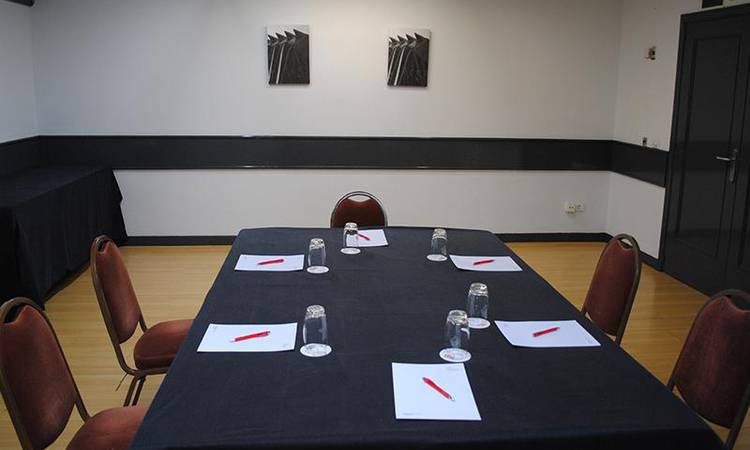 Sala C Hotel Ilunion Romareda Saragoça Sala C Hotel Ilunion Romareda Saragoça